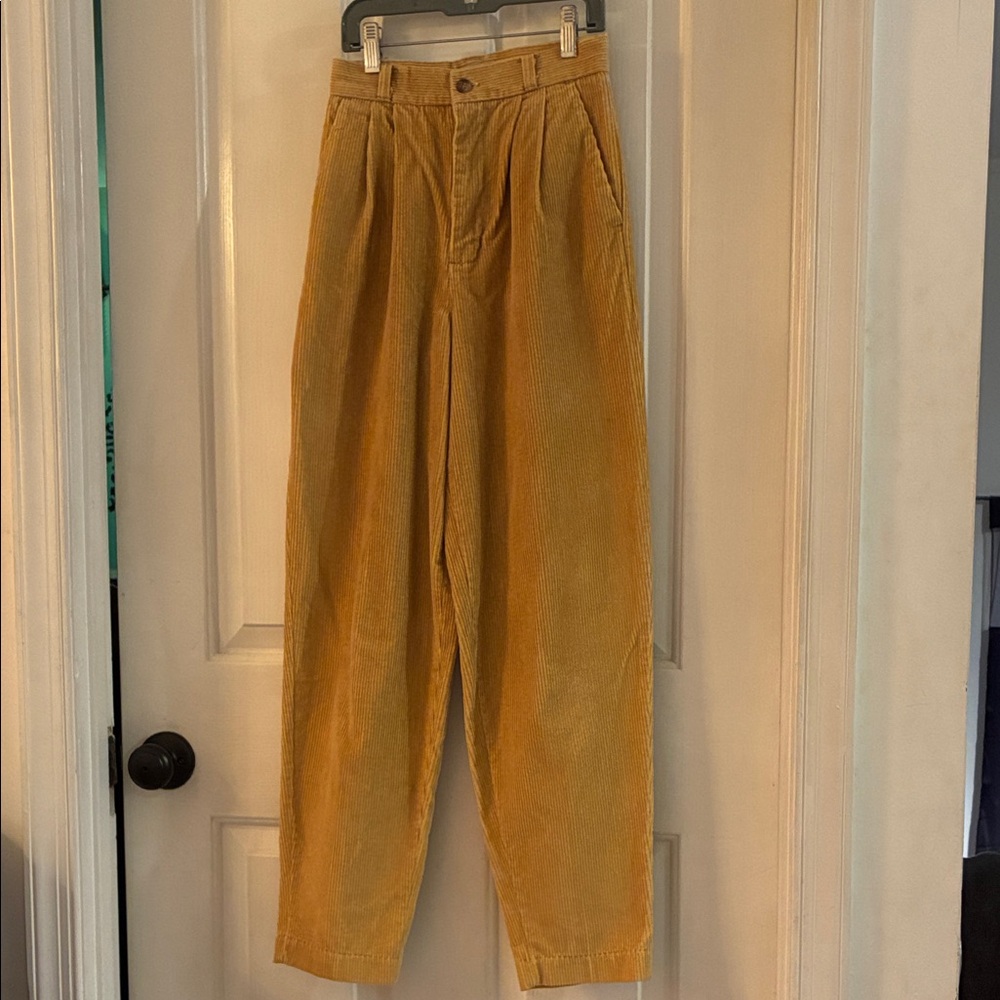 WoMen's Vintage Palmetto’s Tan Corduroy Pants